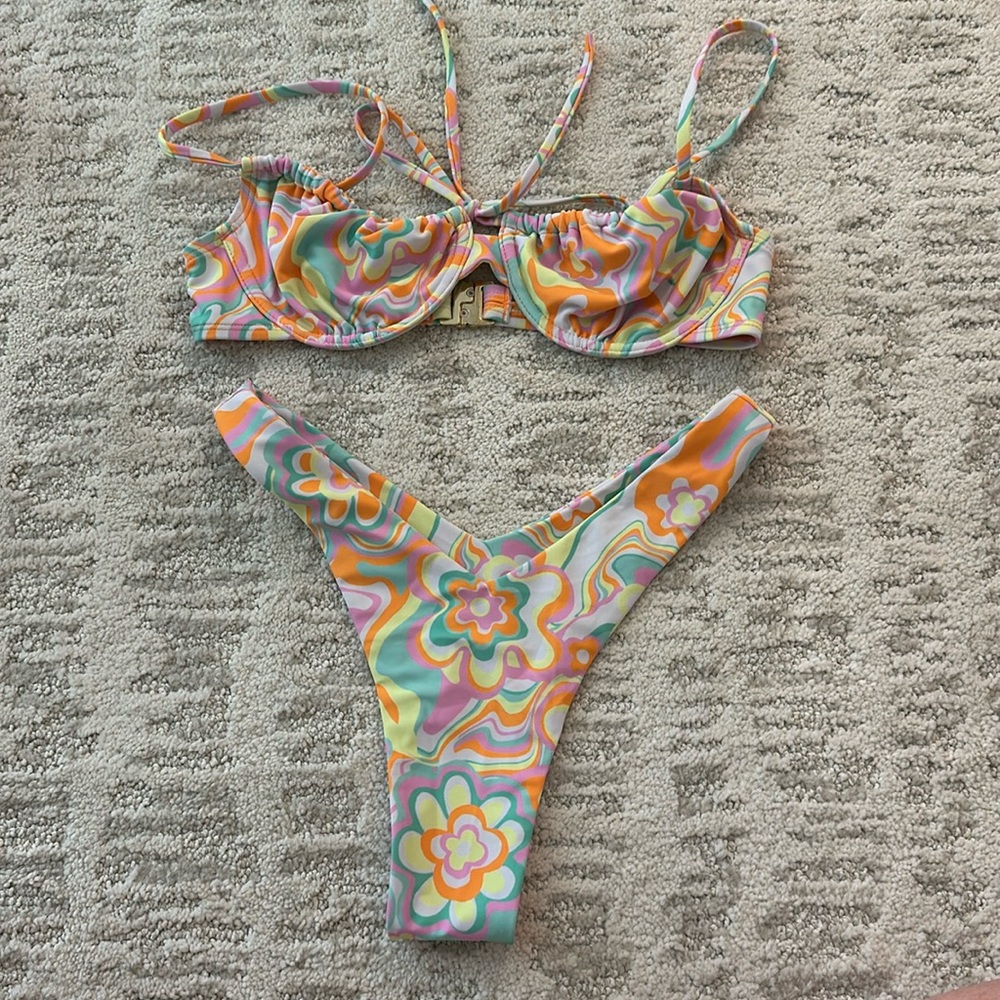 Kulanis Kini Bikini